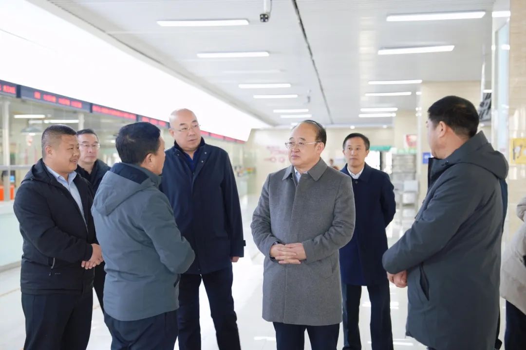 呼和浩特市人民...